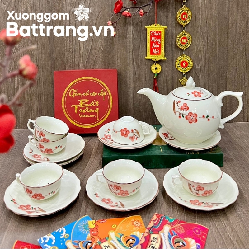 Ấm chén Bát Tràng
