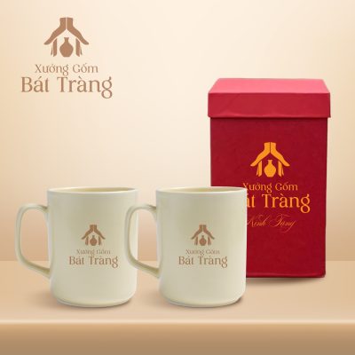 Alternative view of Ly sứ có quai in logo