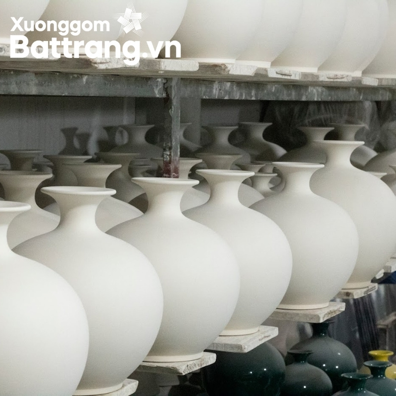 Sản xuất bình hút lộc Bát Tràng