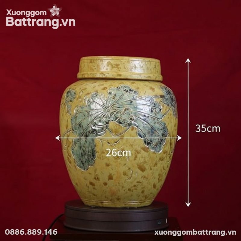 Ảnh kích thước chum rượu gốm khắc lá sen vàng 10 lít
