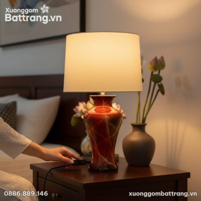 Cận cảnh đèn ngủ gốm sứ men cẩm thạch 64cm đặt ...