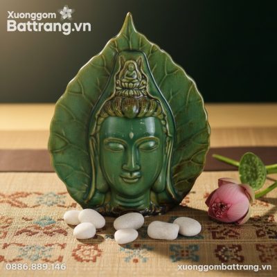 Góc nhìn từ trên cao xuống Tượng Lá Bồ Đề Mặt Q...