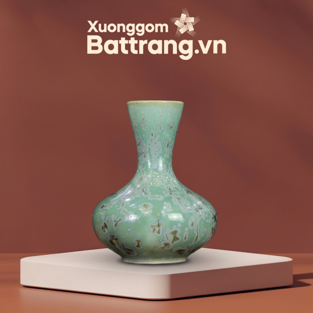 Bình hoa “dáng tỏi phệ” men hoả biến xanh ngọc hoạ tiết XG-LH07