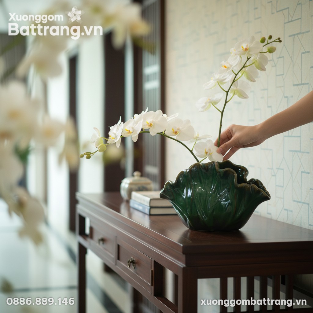 Lọ hoa dáng lá sen men xanh ngọc (20x33cm) đặt ...