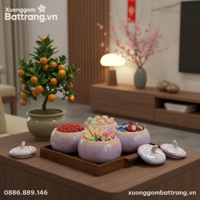 Một bàn tay thanh lịch đang đặt nhẹ nhàng bộ 4 ...