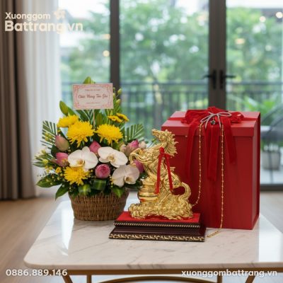 Cận cảnh tượng Ngựa bọc vàng Mã Đáo Thành Công ...